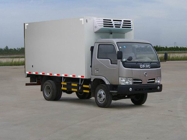 EQ5040XLC35D3AC型冷藏车