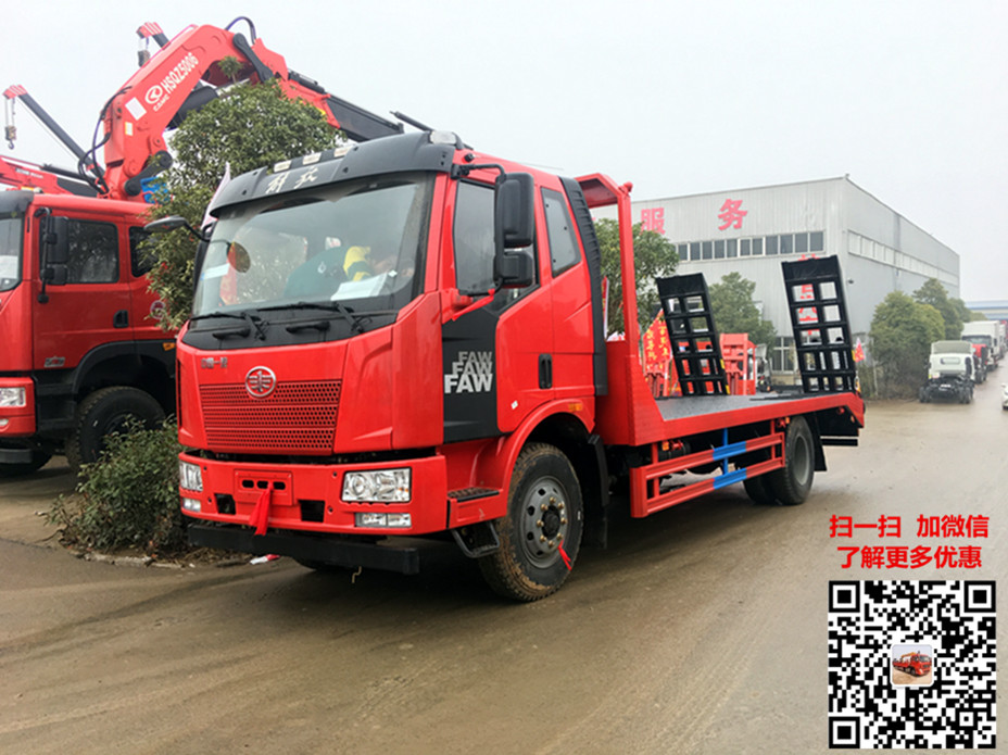解放J6平板运输车.jpg